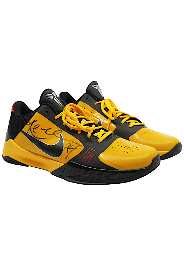 Lot Detail - Kobe Bryant Dual-Signed Nike Zoom Kobe 5 