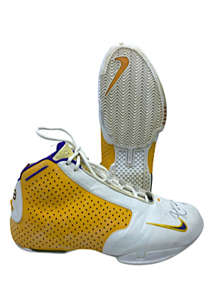 2003-04 Kobe Bryant Los Angeles Lakers Game-Used & Dual-Autographed "Air Zoom Flight 2K3" Shoes (Photo-Matched • MeiGray LOA)