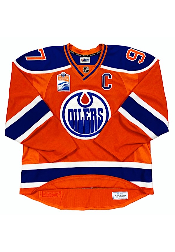 Brand New Edmonton Oilers Official Alternate NHL jersey Connor McDavid