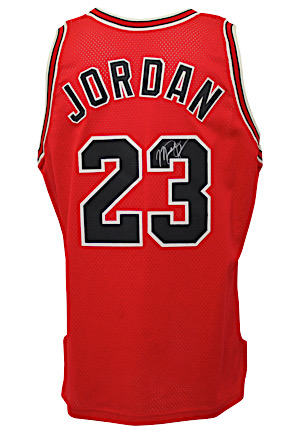 Michael Jordan Chicago Bulls Autographed Road Jersey