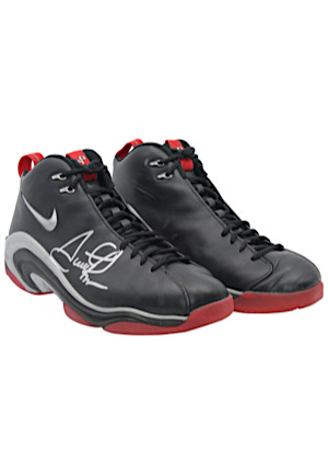 2002-03 Scottie Pippen Portland Trail Blazers Game-Used & Dual Autographed Shoes (Ball Boy LOA)