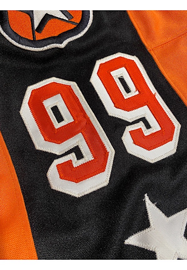 Lot Detail - 1983 Wayne Gretzky Campbell Conference NHL All-Star