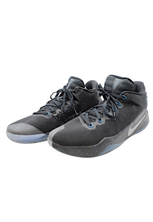2016-17 Zach LaVine Minnesota Timberwolves Game-Used Shoes