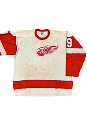 1960s Gordie Howe Detroit Red Wings Game-Used & Signed Jersey (MeiGray & Trainer LOAs • JSA • Authenticity Confirmed By Howe)