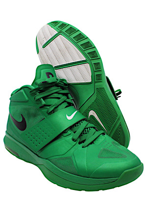 2011-12 Paul Pierce Boston Celtics Game-Used Shoes