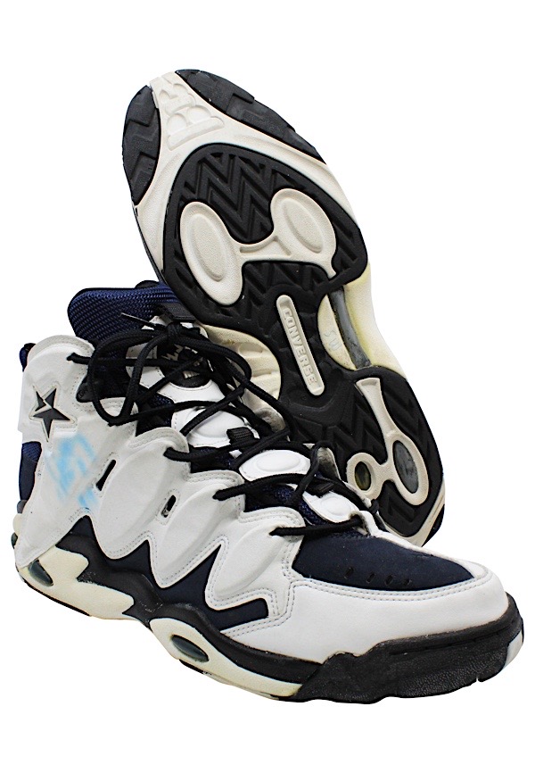 Mar obra maestra La playa Lot Detail - Mid 1990s Anthony Mason New York Knicks Game-Used &  Autographed Shoes