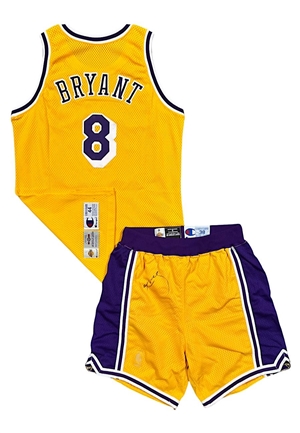 1996-97 Kobe Bryant LA Lakers Rookie Game-Used Home Uniform (2)