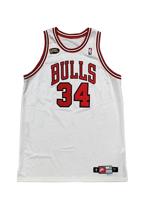 6/5/1998 Bill Wennington Chicago Bulls NBA Finals Game-Used & Autographed Jersey (Photo-Matched • PSA)